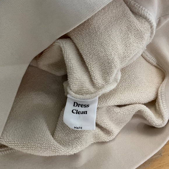 MATE THE LABELB0NE NEW BUNDLE  LARGE TOP/ XTRA LARGE BOTTOMS - Picture 4 of 8